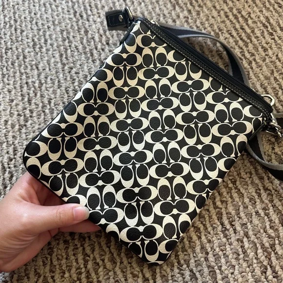 Black and White Coach Crossbody Bag - Picture 3 of 14
